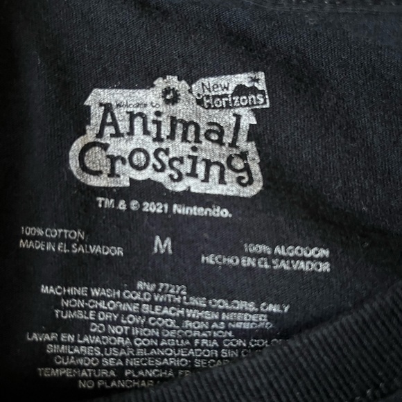Animal Crossing tee - Picture 2 of 3